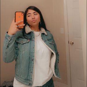 Meet your Posher, Aylette